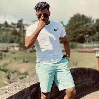 Maschio da Sri Lanka
